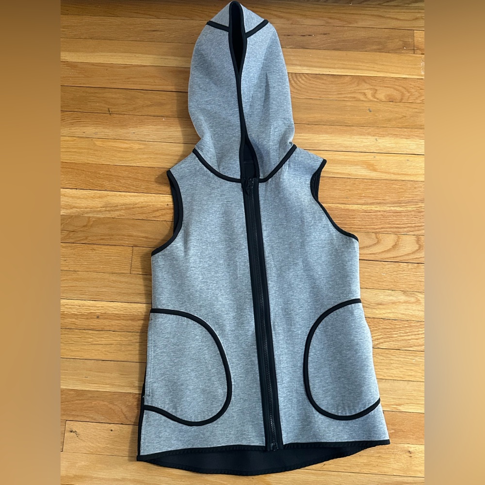 Gray/Black Lululemon Reversible Vest